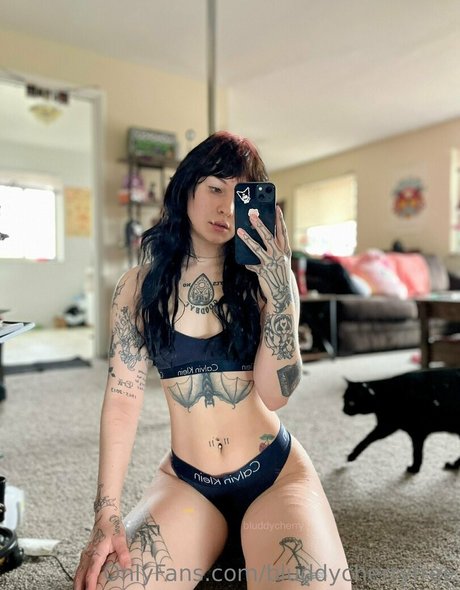 bluddycherryfree onlyfans leaked sex