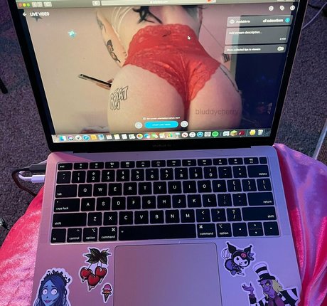bluddycherryfree naked leaked onlyfans
