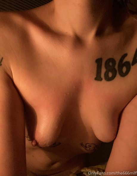 parisbush onlyfans leake