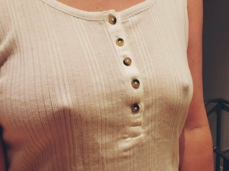 canadiannaughtyneighbour onlyfans leak fuck