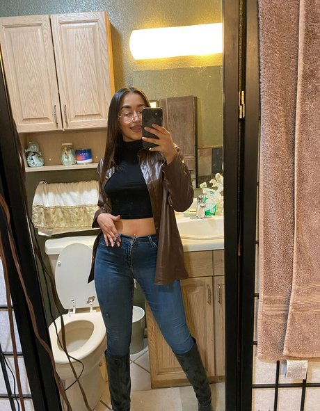 busty ebony onlyfans beautiful naked snapshot