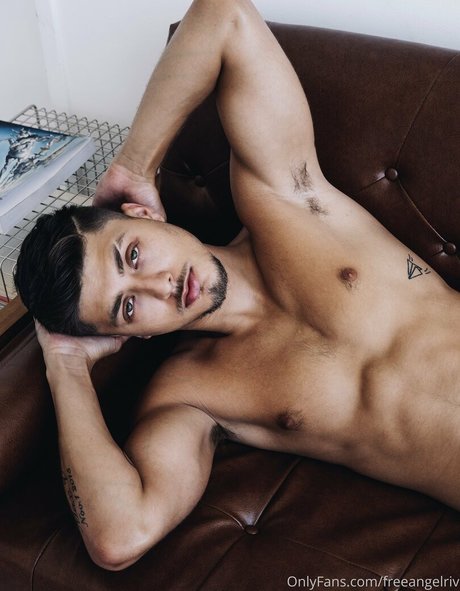freeangelriv nude onlyfans leak