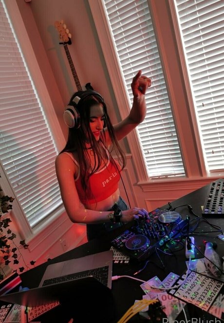 piperblushfree onlyfans boobs