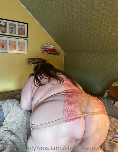 shegoesdown free onlyfans star