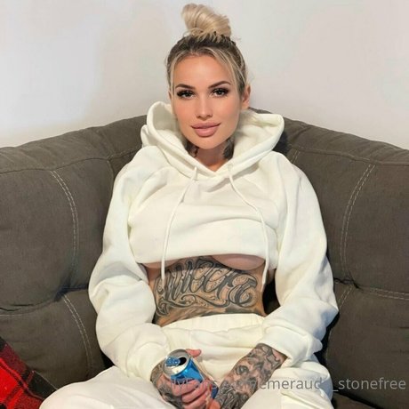 emeraude stonefree  pic