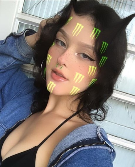 Ellen Maysa onlyfans leajs