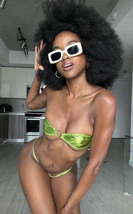 Hello Bombshell onlyfans leak free