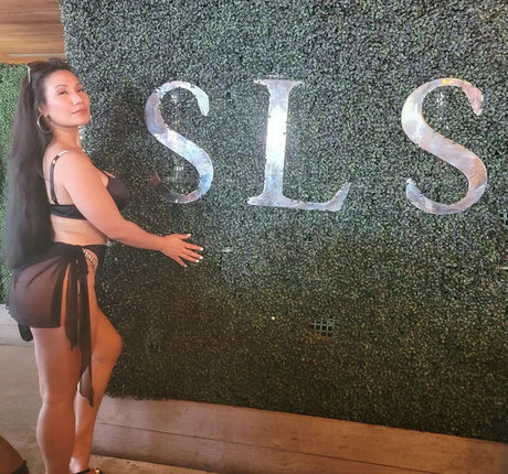 Tina Khm onlyfans nude leaks