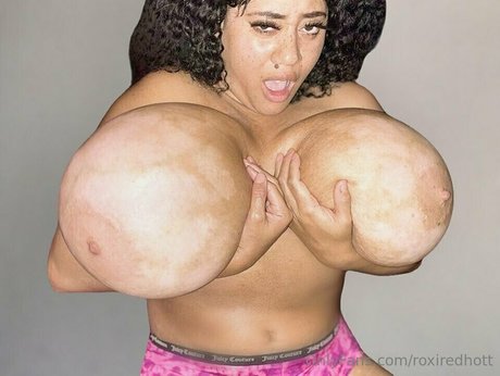 roxiredhott nude onlyfans