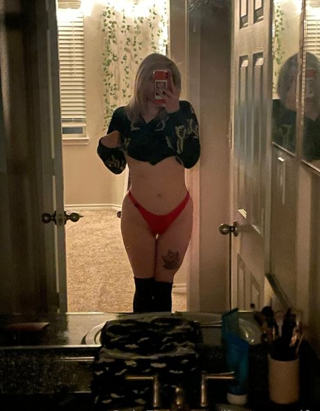 jisatsu waifu only fans free