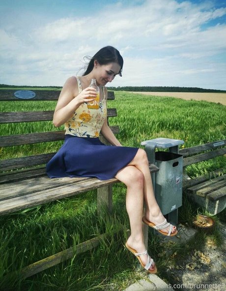 brunnette3 xxx onlyfans