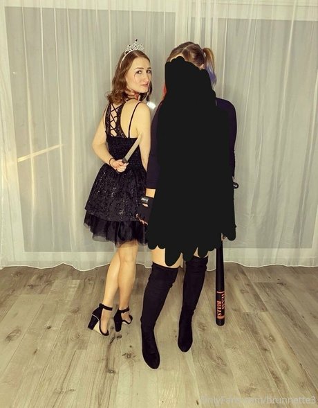 brunnette3 onlyfans model images