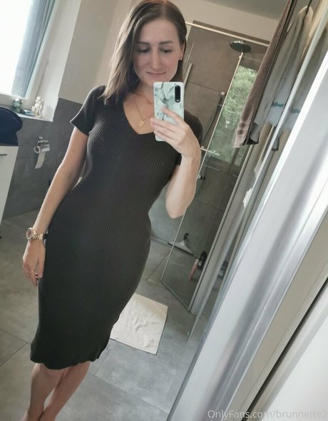 brunnette3 onlyfans sex tape