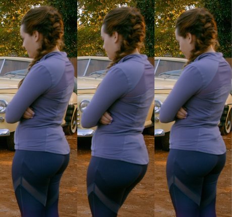 Mary Mouser onlyfans leak