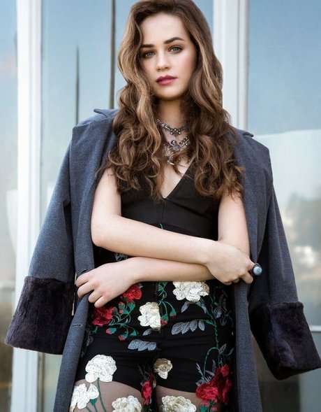 Mary Mouser onlyfans free content