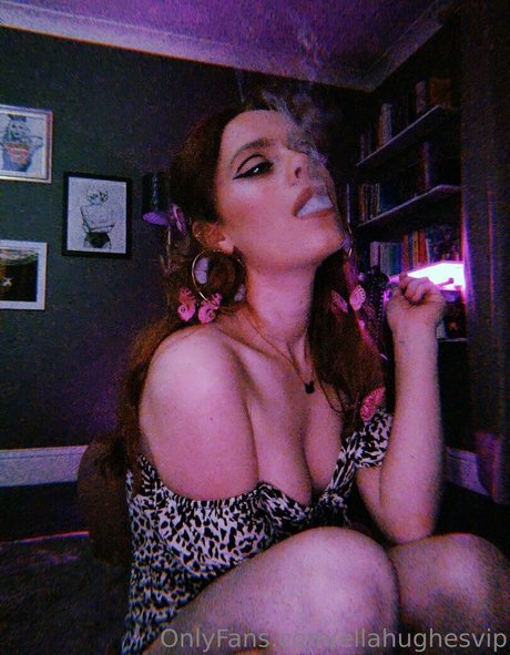 ellahughesvip topless onlyfans