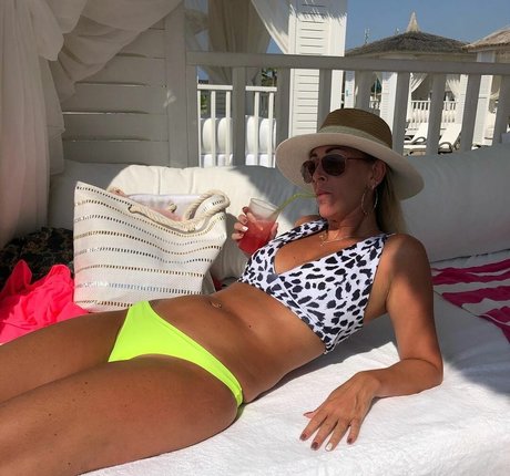 Lorna Gilly nude leak onlyfans