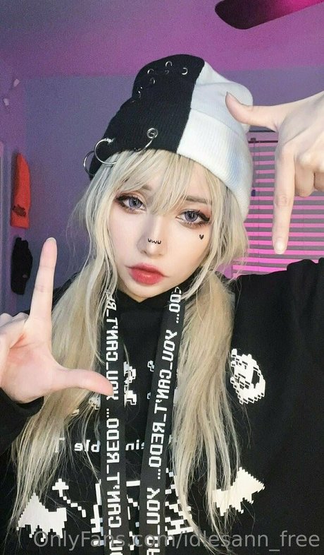 idlesann free nude onlyfans leak