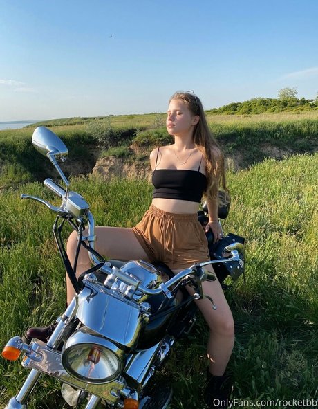 rocket bb onlyfans lesk