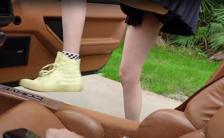 Collete Davis onlyfans nude pics