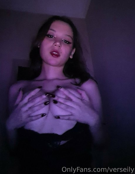 verseily only fans nude leaks