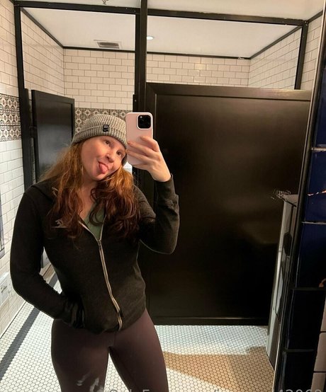 ivypearl42069 xxx onlyfans