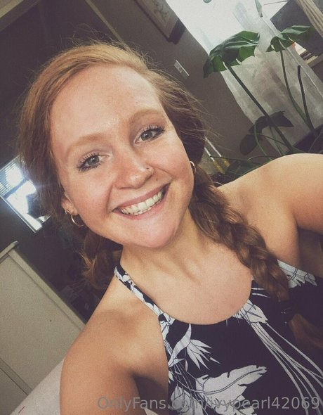 ivypearl42069 only fans leak