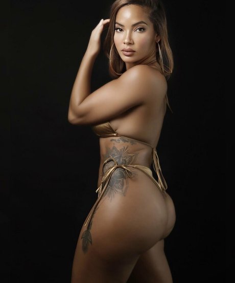 estelb75 onlyfans model