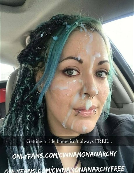 cinnamonanarchyfree onlyfans leaked pics