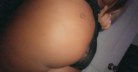 tierratheblonde onlyfans strip