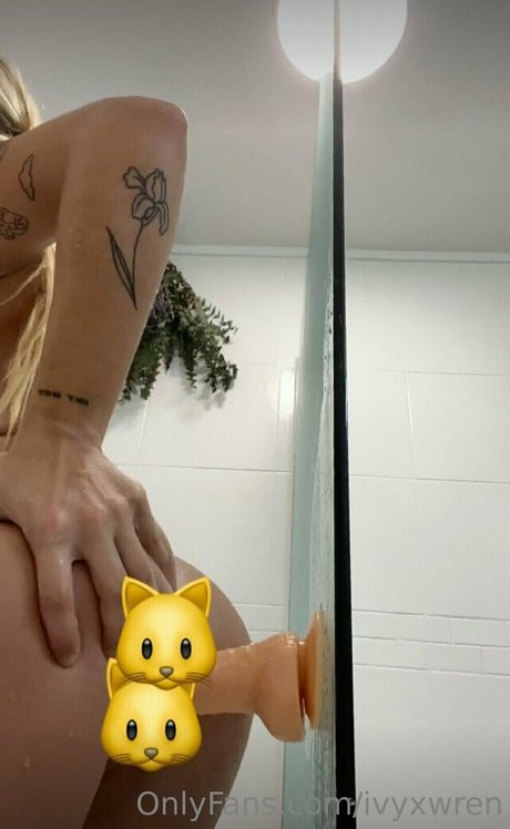 ivyxwren onlyfans star