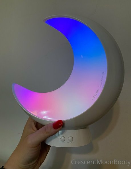 crescentmoonbooty xxx only fans