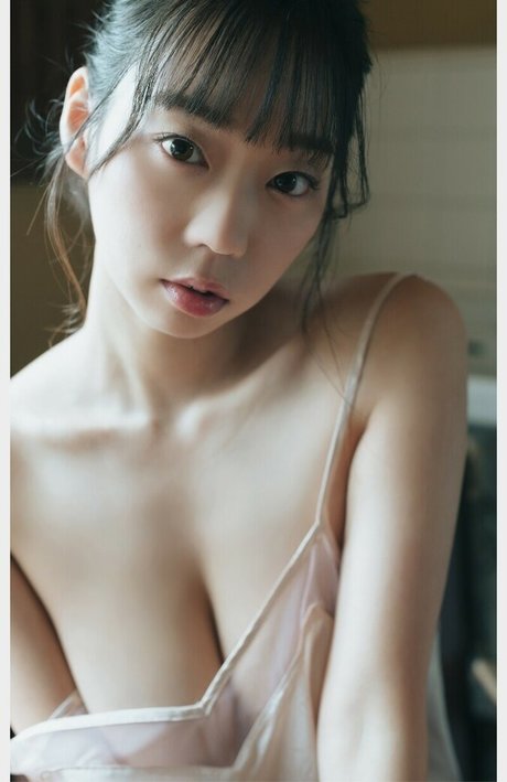 Hikaru Aoyama onlyfans nide