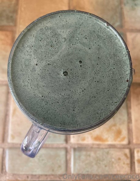 ceecoco  self-portrait