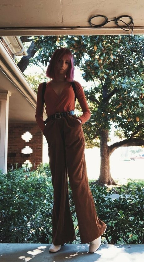 selflovesage nude only fans