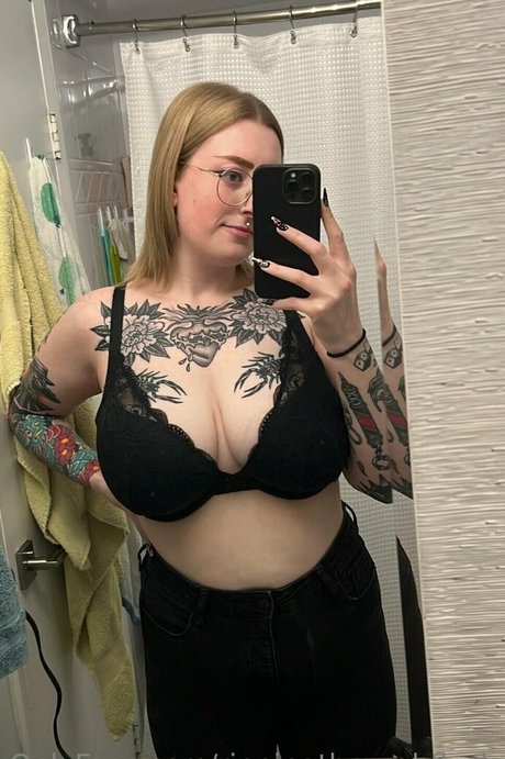 rippingthroughflesh leaks only fans