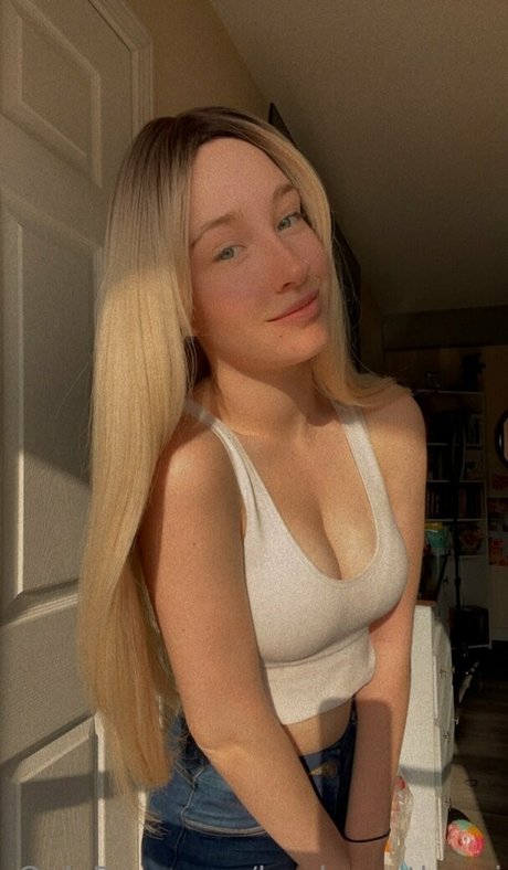 feet slave onlyfans hd pics