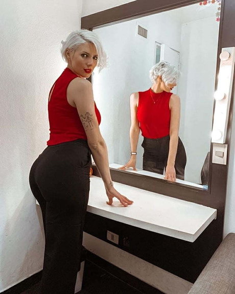 Tamara Bella onlyfans post