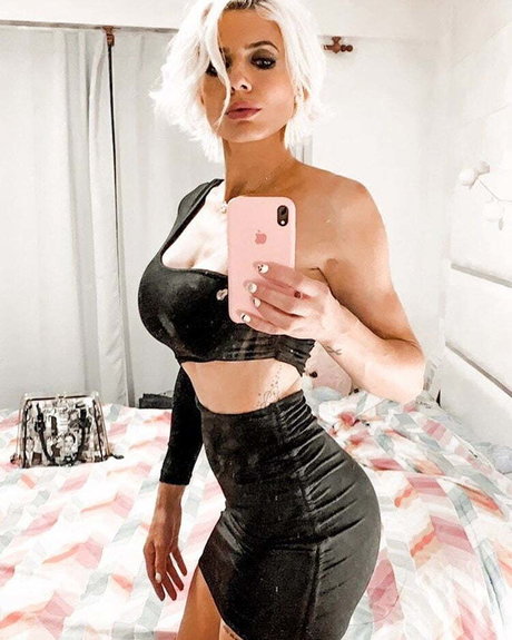 Tamara Bella onlyfans naked leaked