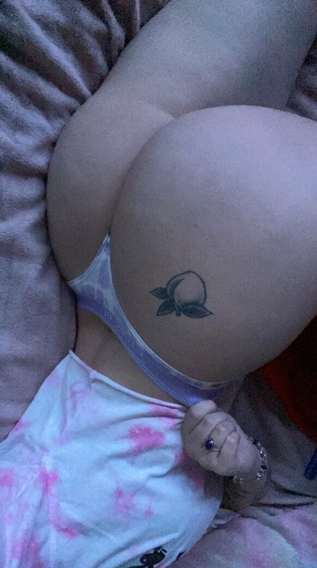 doing peachy boobs onlyfans