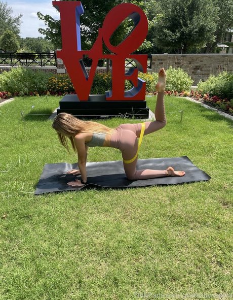 flowwithsky onlyfans archive