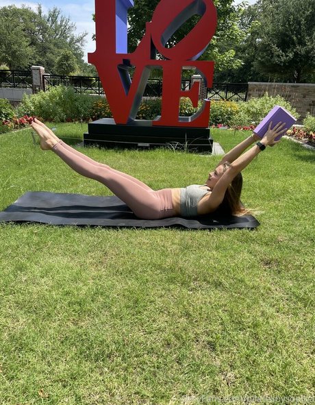 flowwithsky only fans pic