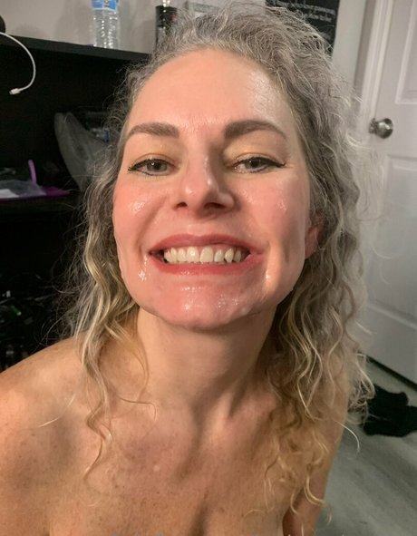 hairy pussy onlyfans erotic photos