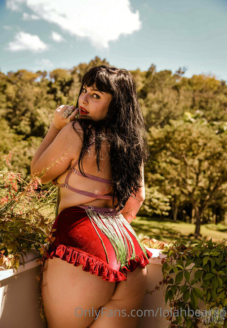 lolahbearxo onlyfans nude