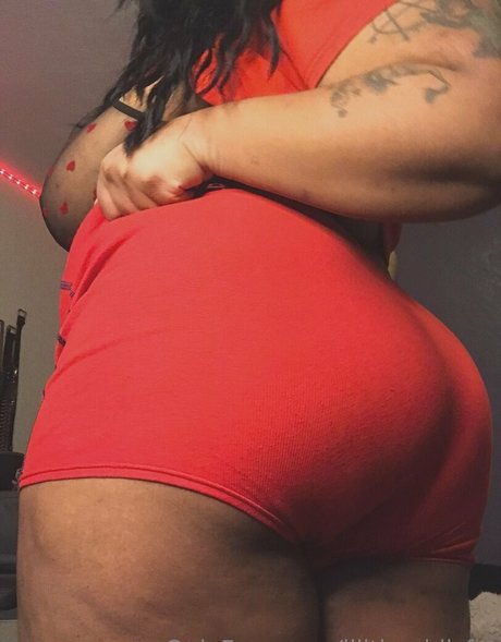 lilithvoidisfat onlyfans naked pics