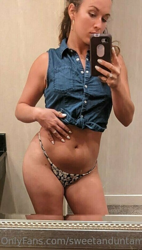 sweetanduntamed onlyfans leak xxx