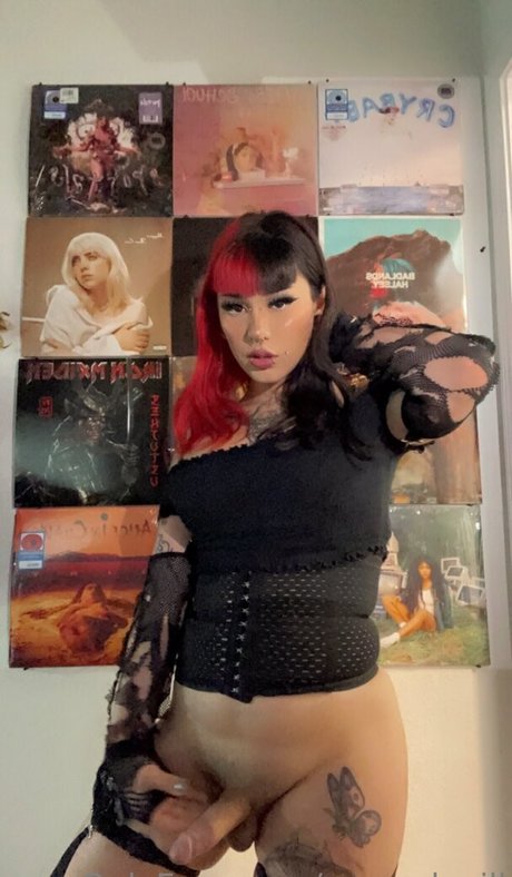 saucydevill onlyfans leaked naked