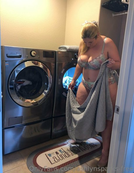 ashlynsparks free onlyfans leaked tits