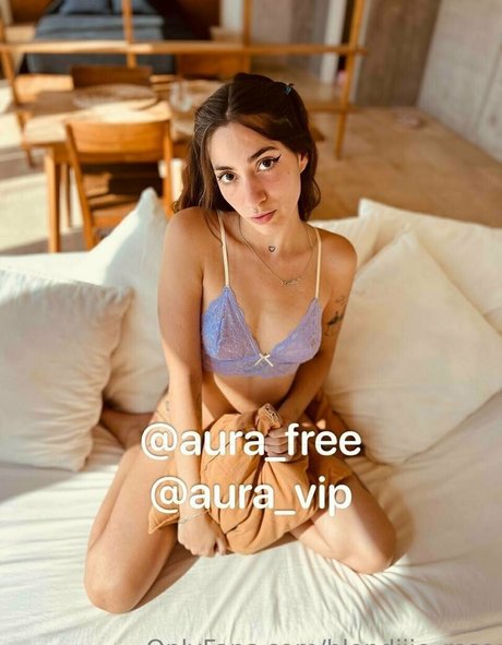 blondiiie rose onlyfans sextape