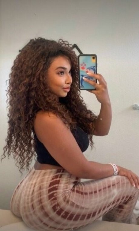 Savii naked onlyfans